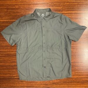 PNUMA OUTDOORS
Shooter Shooting Shirt SS
Breathable Button-Down Performance XL